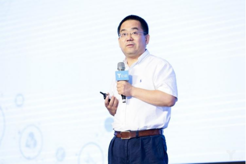中国社会科学院大学经济学院副院长 朱恒鹏 为中国人民保险集团高管团队讲授：“二十大精神之中国民生福祉与社会保障政策趋势”专题讲座